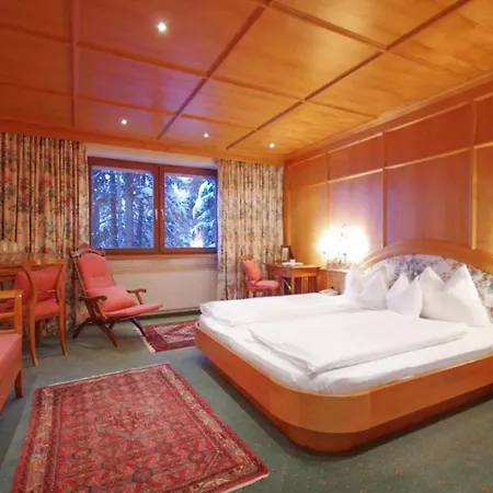 Alpenrose Hotel 4*