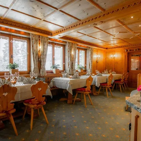 Hotel Alpenrose